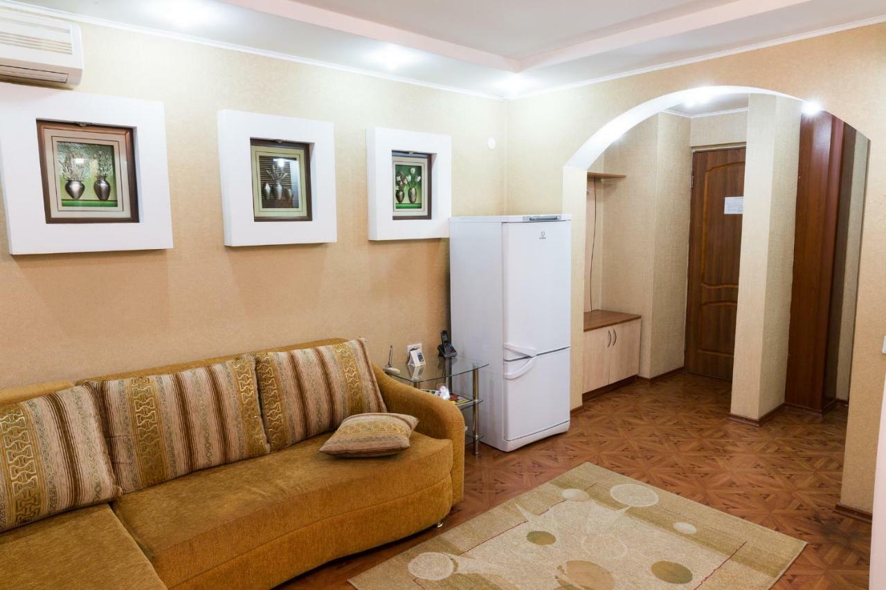 Ustʼ-Kamenogorsk Tourist Hotel المظهر الخارجي الصورة